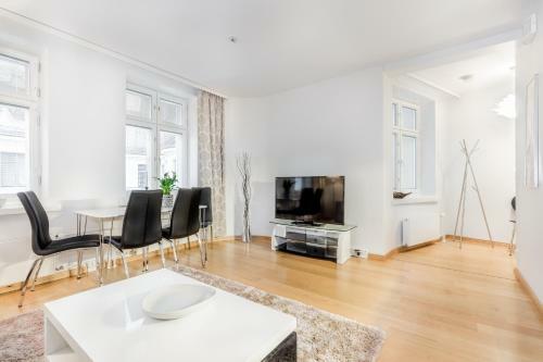 Go Happy Home Apartments