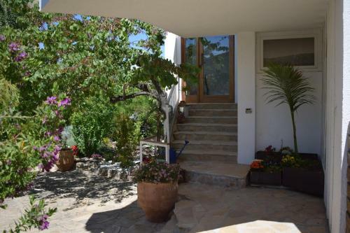 Hauzify I Villa Del Castell