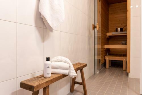Apartamento Terassi Merelle Ja Oma Sauna Hietalahdenrannassa