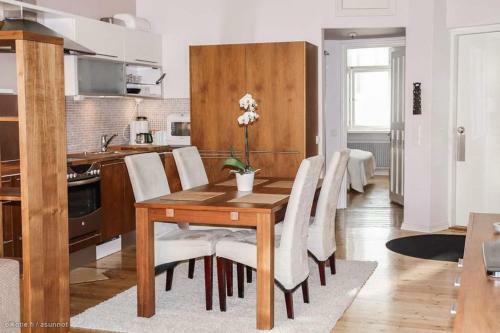 2ndhomes 1br Charming City Apartment In Yrj�nkatu