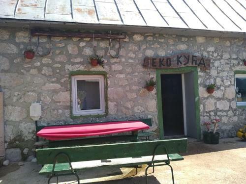 Apartamento Kamena Ku?a