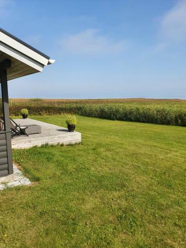 Full Ocean View & Game Rooms