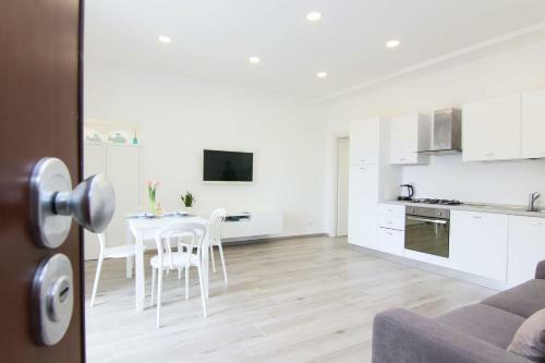 Four White Apartments