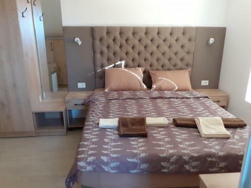 Hostal Vila Nadjinski