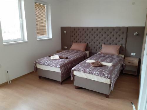 Hostal Vila Nadjinski