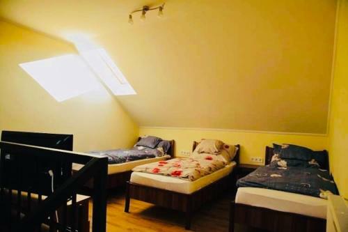 Hostal Viktor Vend�gh�z �s Apartmanh�z