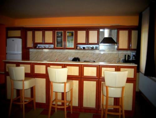 Hostal Viktor Vend�gh�z �s Apartmanh�z