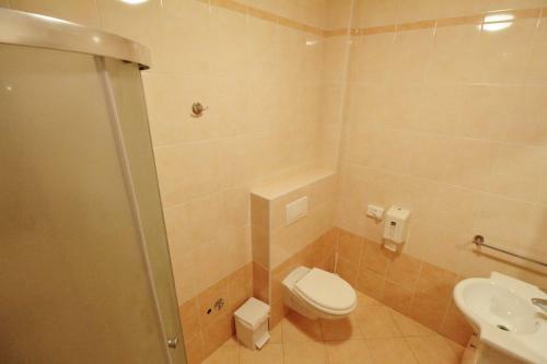Hostal Villa Lion Zambratija
