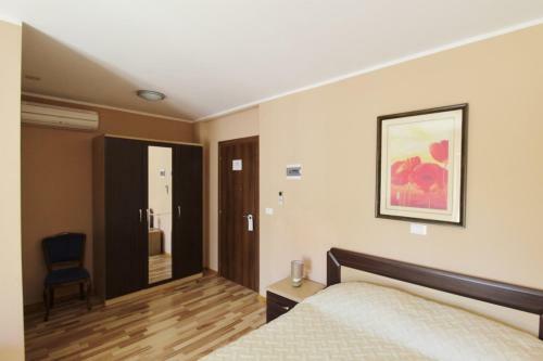 Hostal Villa Lion Zambratija