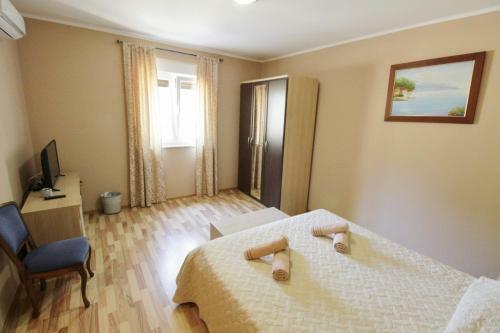 Hostal Villa Lion Zambratija