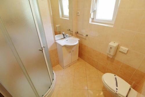 Hostal Villa Lion Zambratija