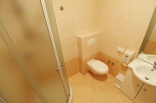 Hostal Villa Lion Zambratija