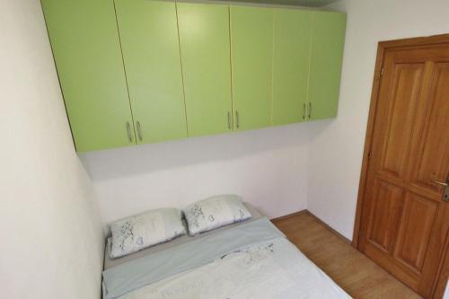Apartment Arian Zambratija