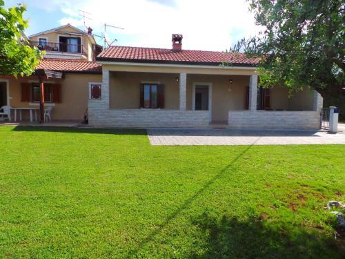 Apartments In Zambratija/istrien 35413