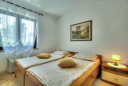 Hostal Apartments Sonja Zambratija