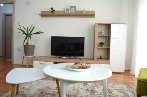 City-park Apartment Elena
