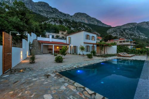 Villa Mate