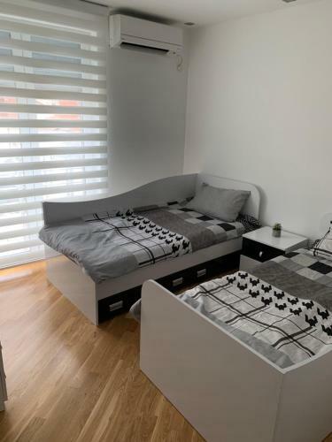 Apartamento Luxury Suites Markov