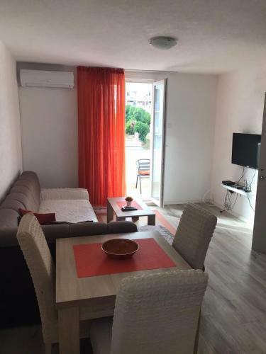 Apartamento Stan Vukovic