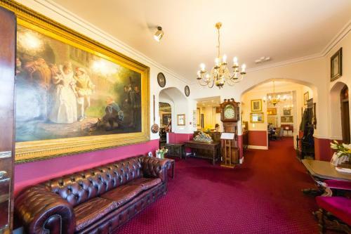 Bedford Hotel