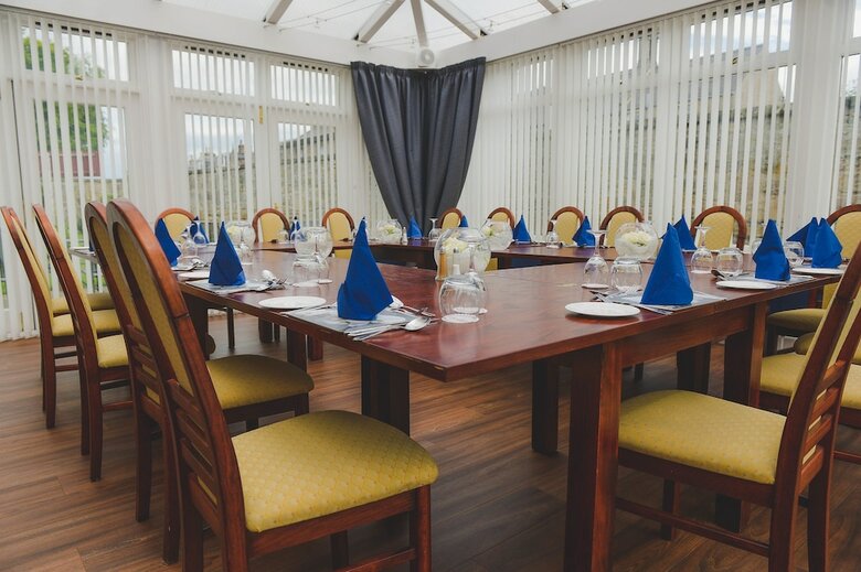 Sunninghill Hotel