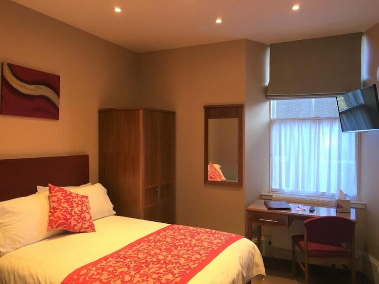 Laichmoray Hotel