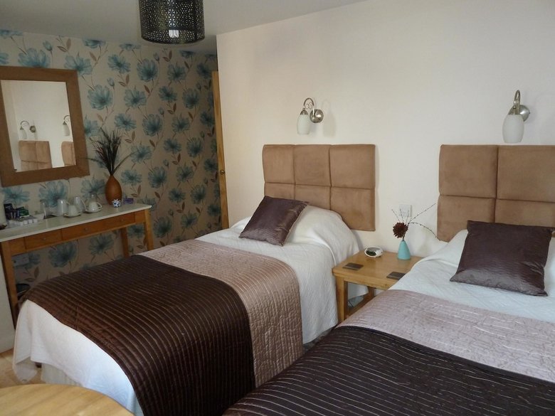Hostal The Willows Guest House