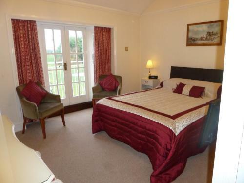 Tyrrells Ford Hotel