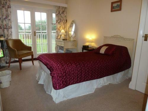 Tyrrells Ford Hotel