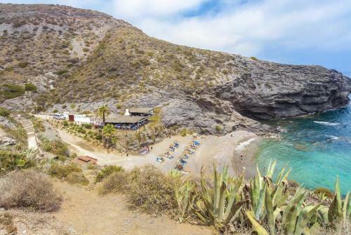 Villa Cypress