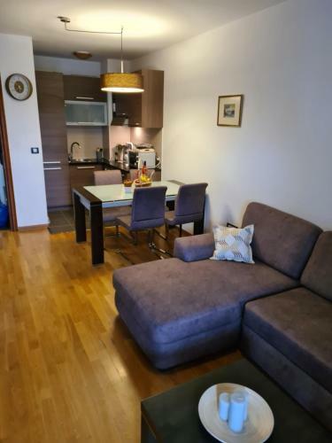 Seaview Apartment