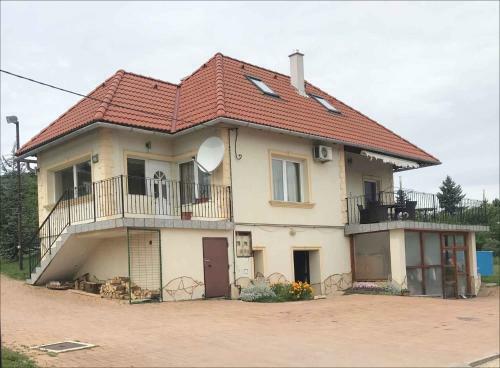 Holiday Home In Balatonalmadi 38980