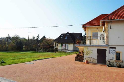 Holiday Home In Balatonalmadi 38980
