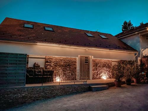 Eklektika Apartman Balatonalm�di