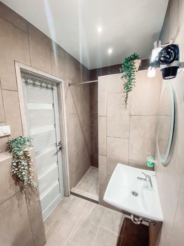 Eklektika Apartman Balatonalm�di
