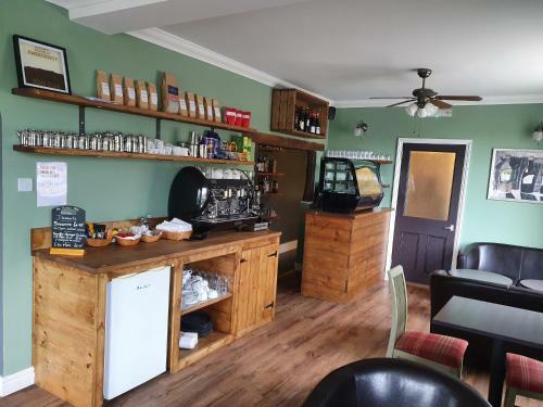 Bed & Breakfast Rooms At The Dove
