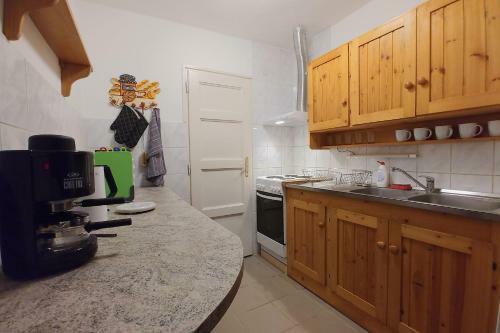 Hegybenj�r� Apartman Balatonederics
