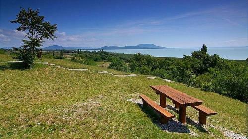 Hostal Montana-ederics Vend�gh�z