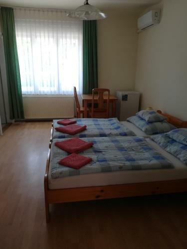 Hostal Montana-ederics Vend�gh�z