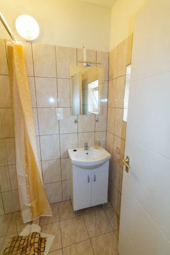 Hostal Montana-ederics Vend�gh�z