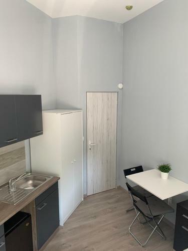 Kinizsi Udvar Apartmanh�z