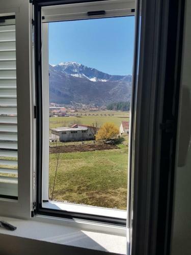 Turo Njegu?i Apartman