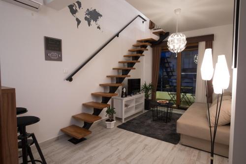 Apart 31