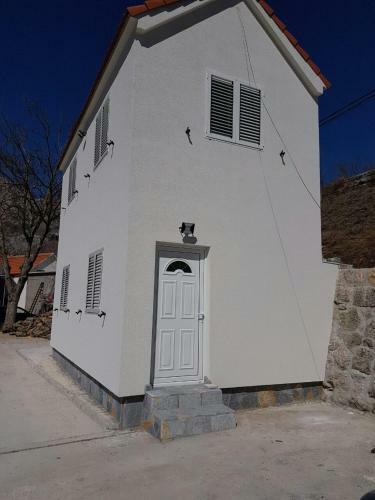 Turo Njegu?i Apartman 1