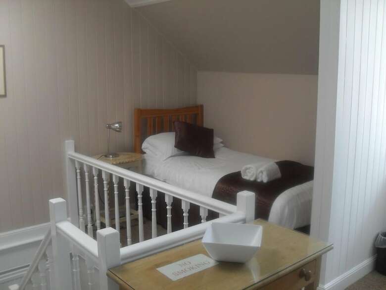 Hostal Albany Guest House