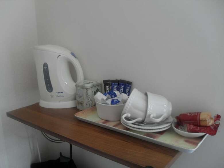 Hostal Albany Guest House