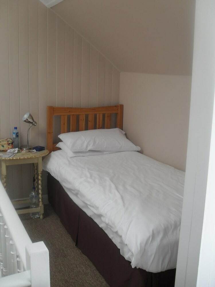 Hostal Albany Guest House