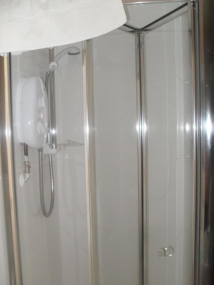 Hostal Albany Guest House