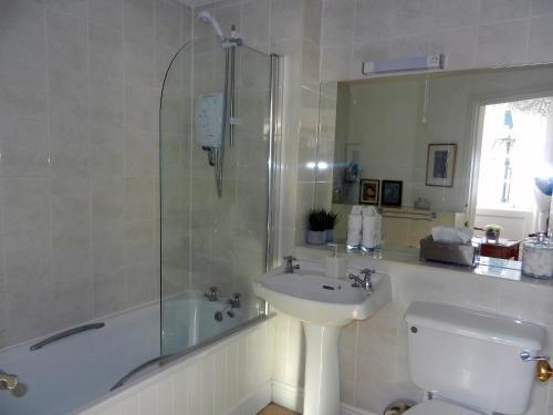 Hostal Brocks Guest House