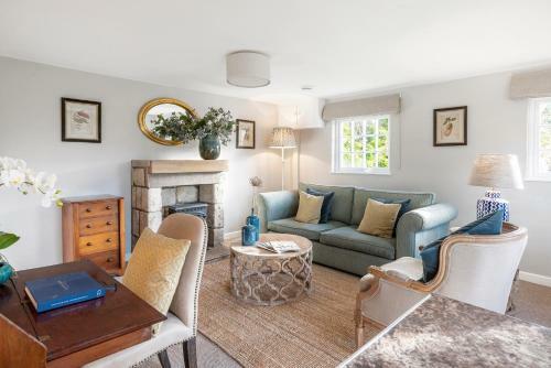Apartamentos Tucking Mill View- Self Catering